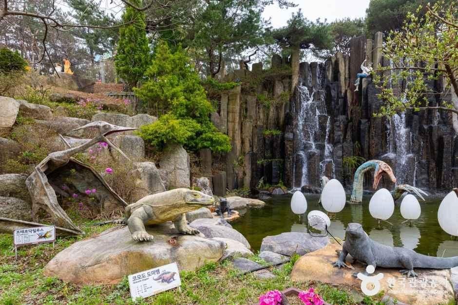 Dinosaur fountain garden at Anmyeondo Jurassic Museum