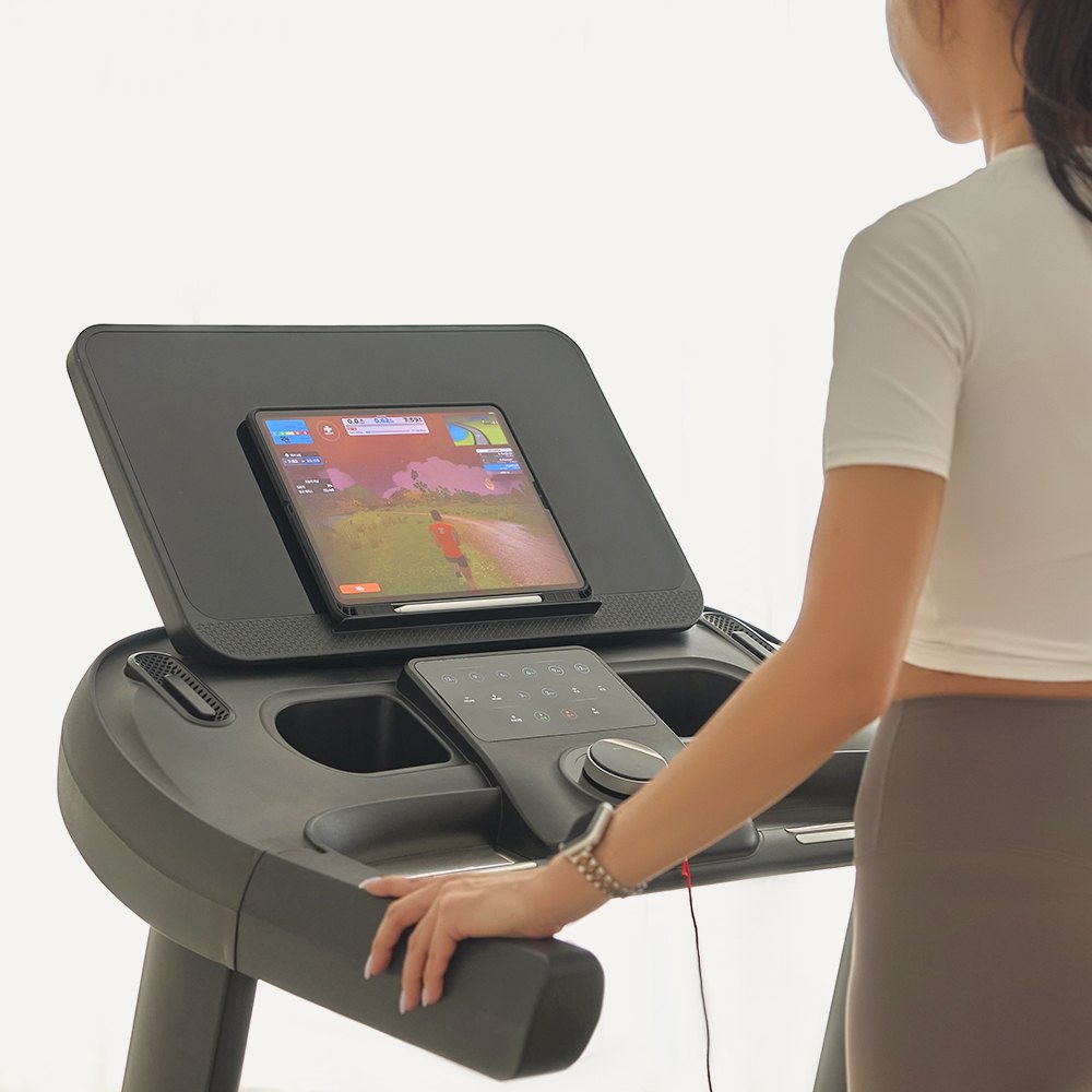 Melkin RX8 console with tablet showing a virtual run